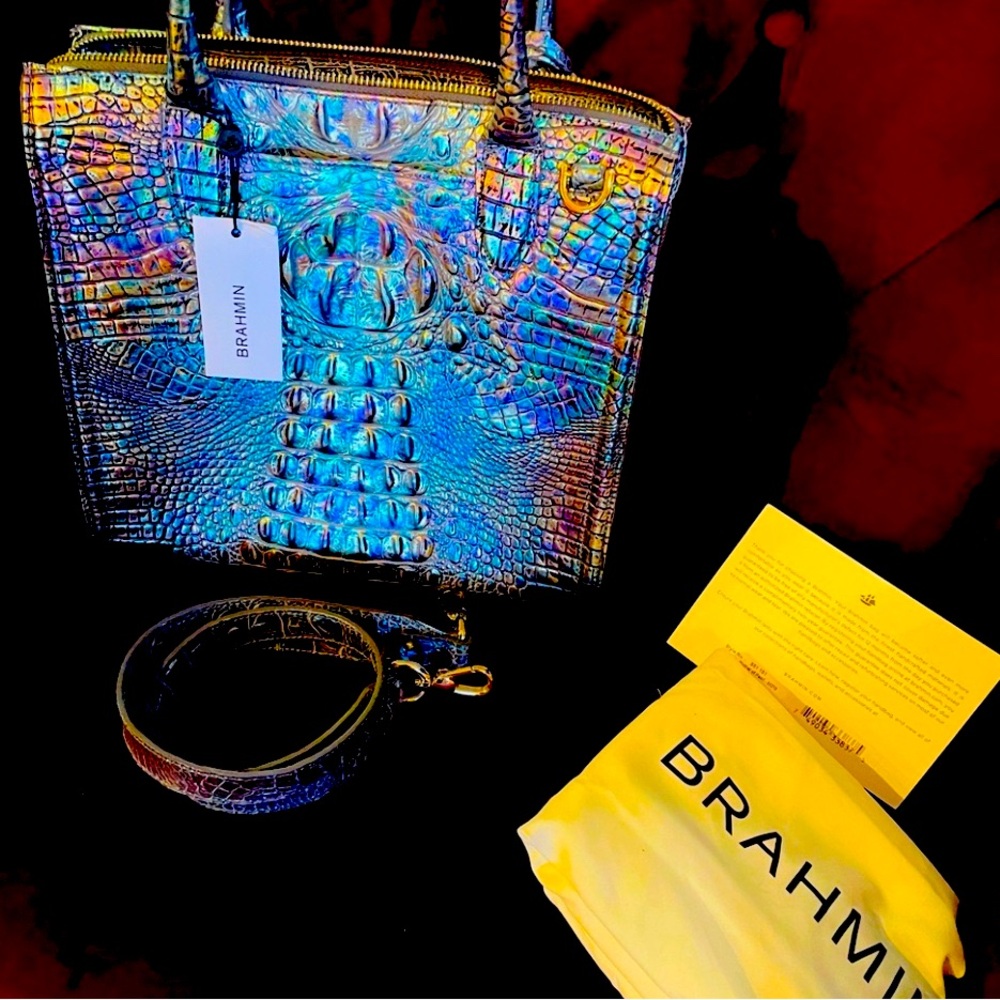 RARE ! BRAHMIN MOTHER OF PEARL CAROLINE SATCHEL